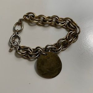 Chain link toggle bracelet